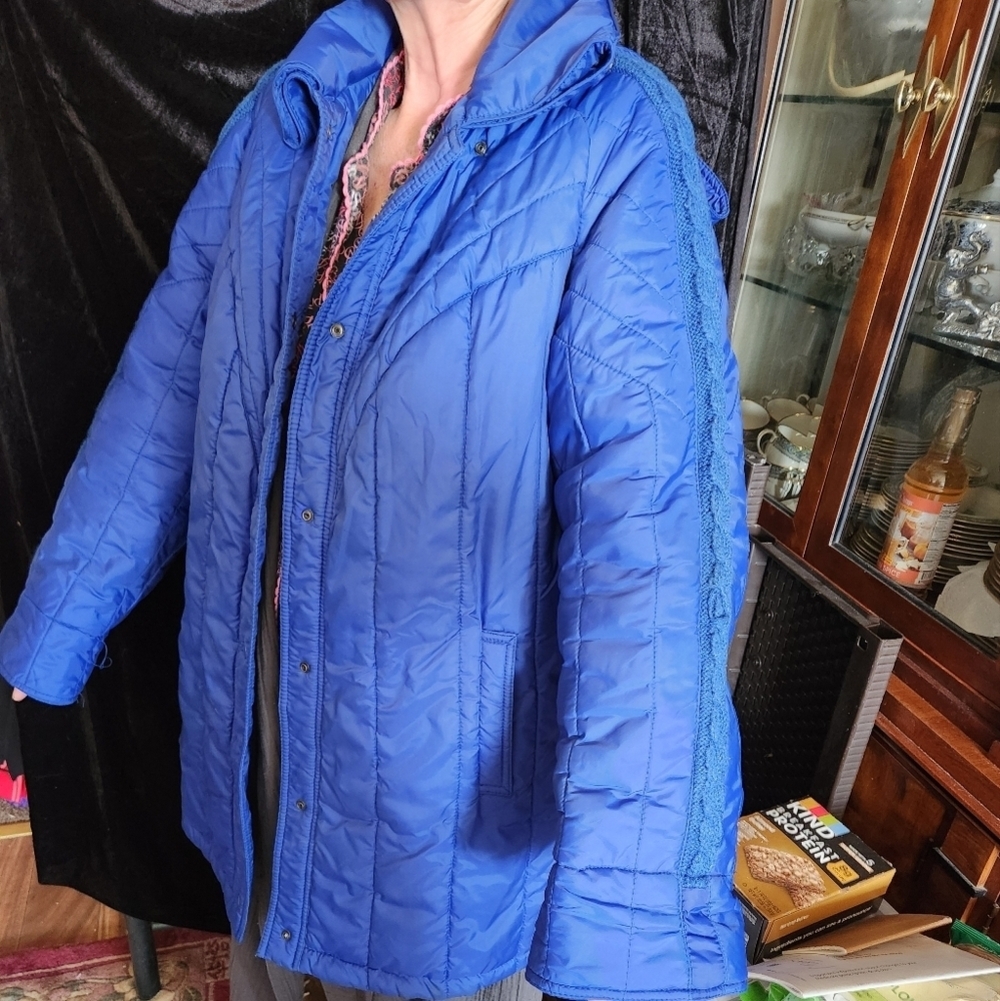 AURORA INTERNATIONAL by Miss Allmoor Blue Jacket